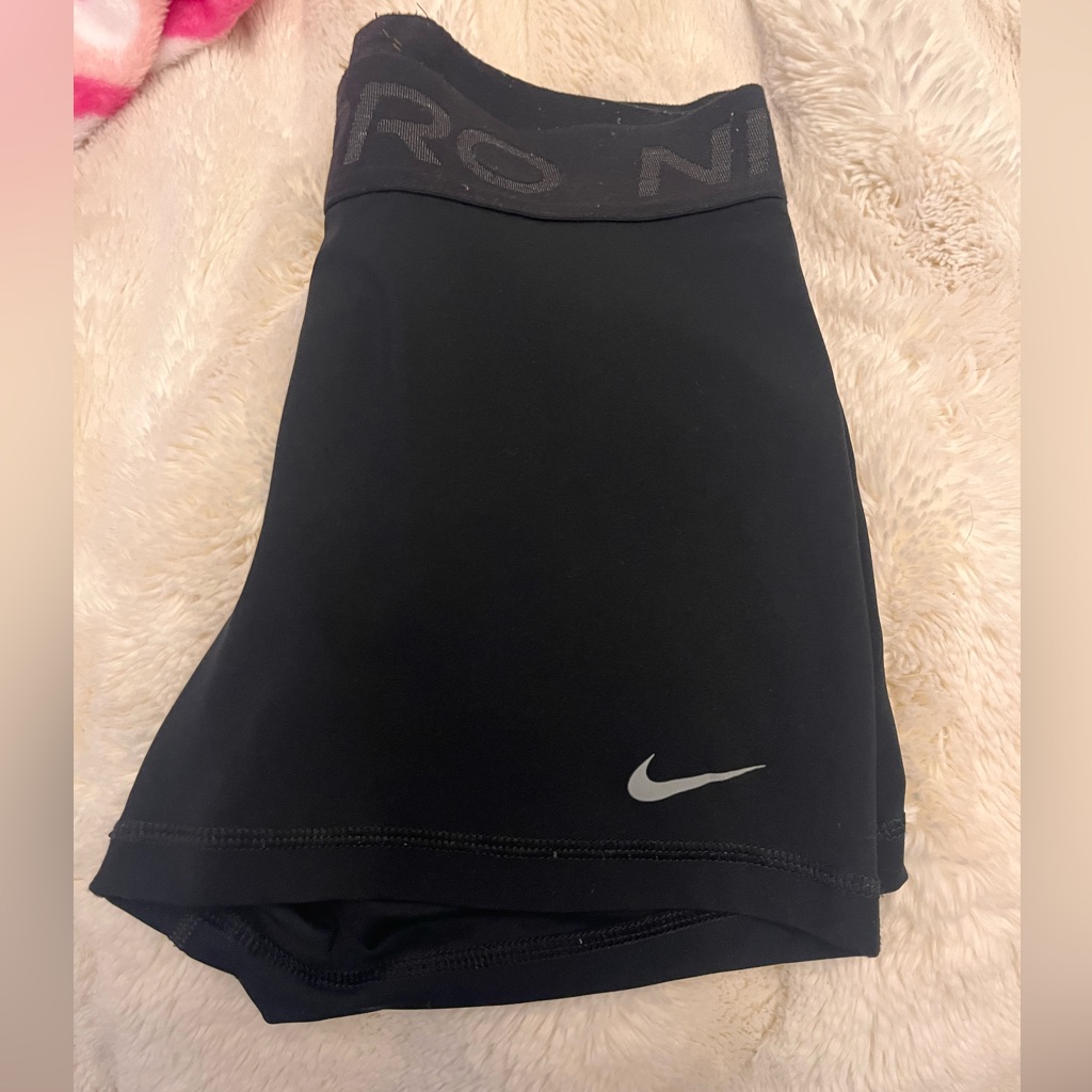 Nike Pros Nike Pros